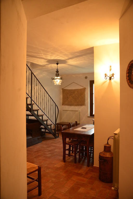 كاستيغليون ديل لاغو Agriturismo Antica Riserva الغرفة الصورة